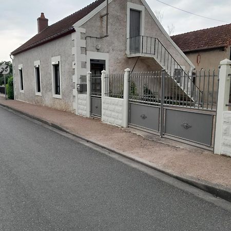 Maison Proche Le Pal 4Kms Thiel-sur-Acolin Eksteriør billede
