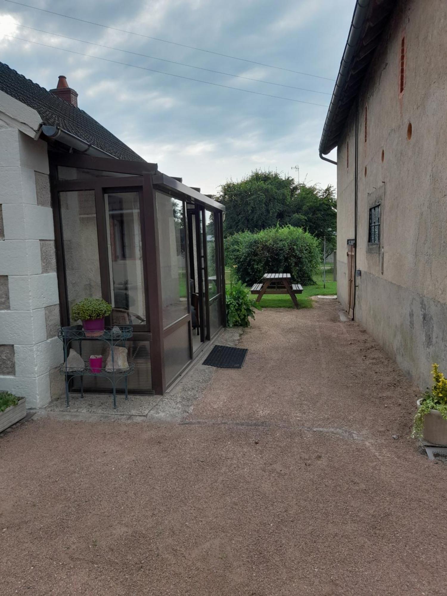 Maison Proche Le Pal 4Kms Thiel-sur-Acolin Eksteriør billede