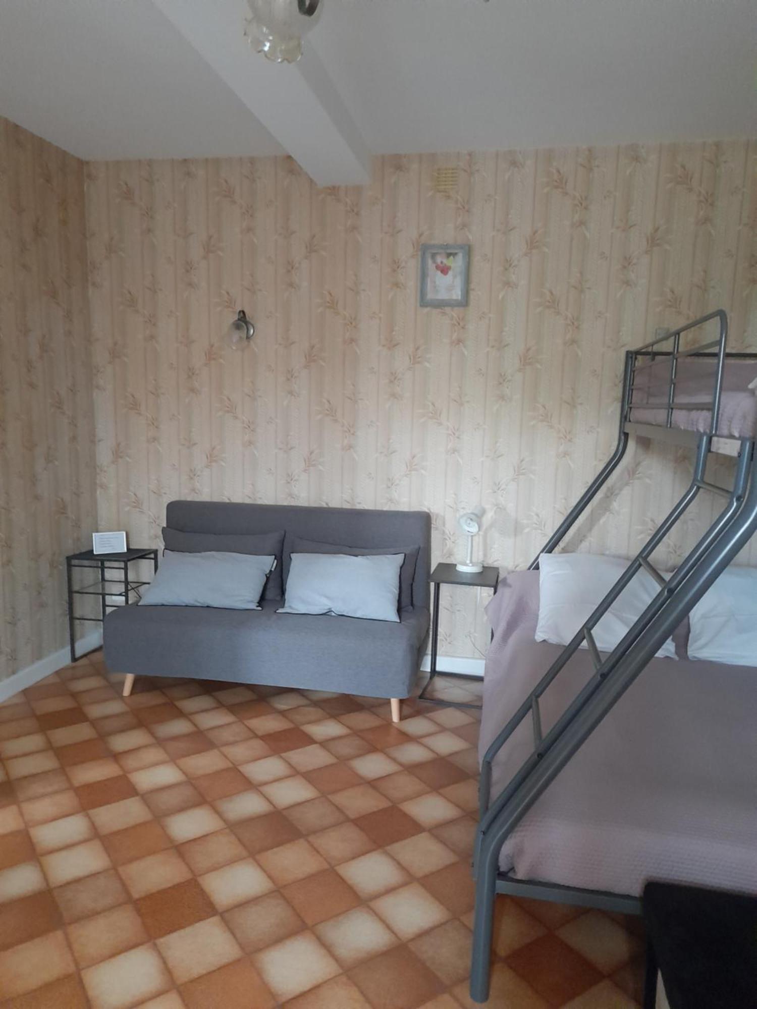 Maison Proche Le Pal 4Kms Thiel-sur-Acolin Eksteriør billede